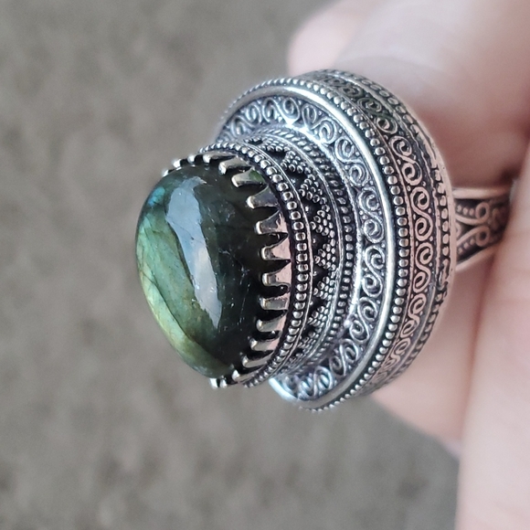 New Unique Labradorite 925 Silver Ring. - Picture 10 of 16